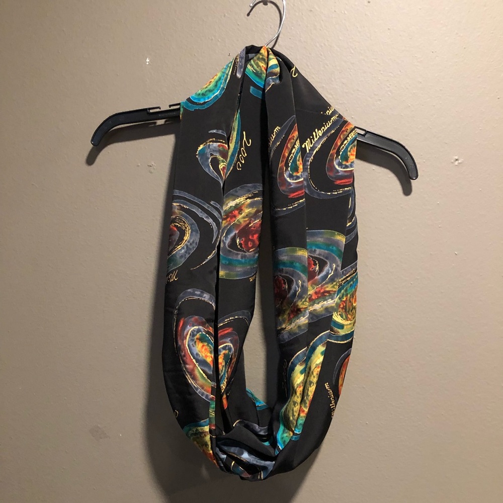 Millennium Infinity Scarf